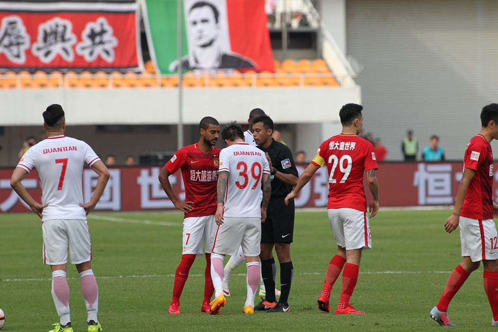 构相对友好 构相对友好