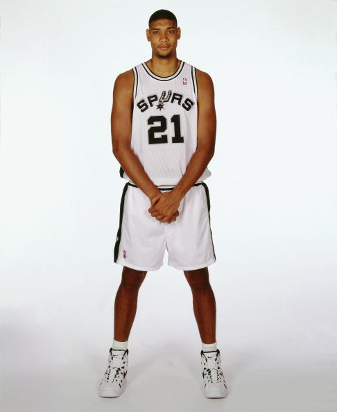 穆迪虽不喧 穆迪虽不喧